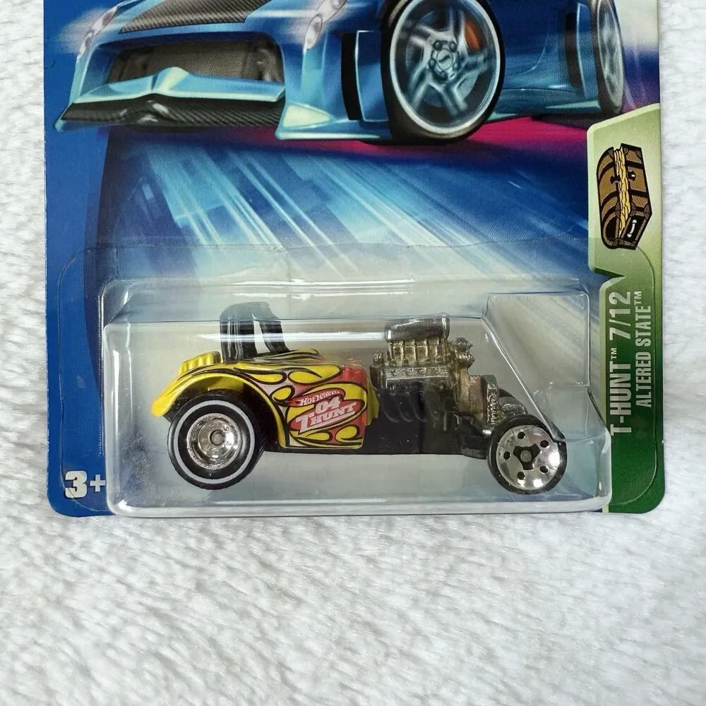 Hot Wheels Treasure Hunt 2004 Altered State 7 of 12 #107 T-Hunt Car